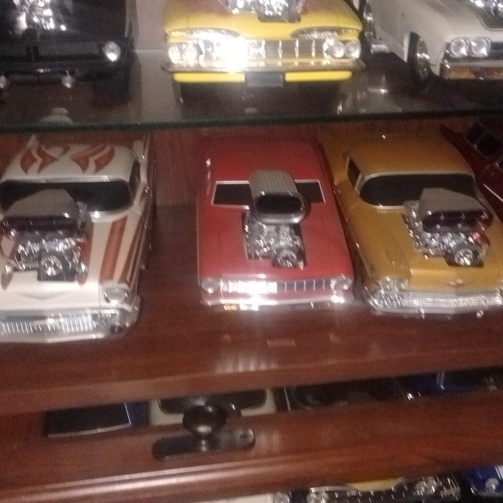 1:18 scale model muscle machines mix lot